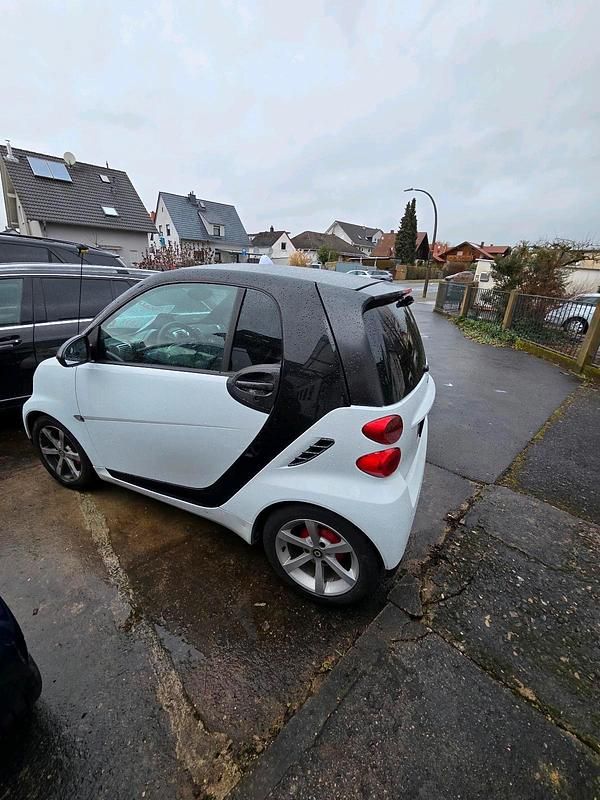 Gebraucht Smart ForTwo Coupé Pulse 61 PS (44 kW) 2009 Weiß Coupé
