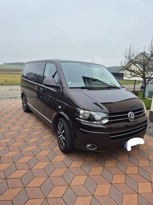 Gebraucht VW Multivan 179 PS (131 kW) 2010 Braun Van