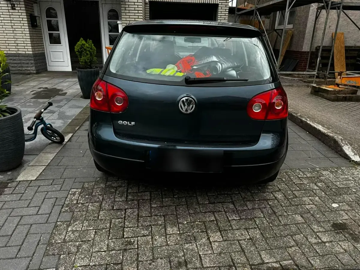 Gebraucht VW Golf 102 PS (75 kW) 2005 Blau Coupé