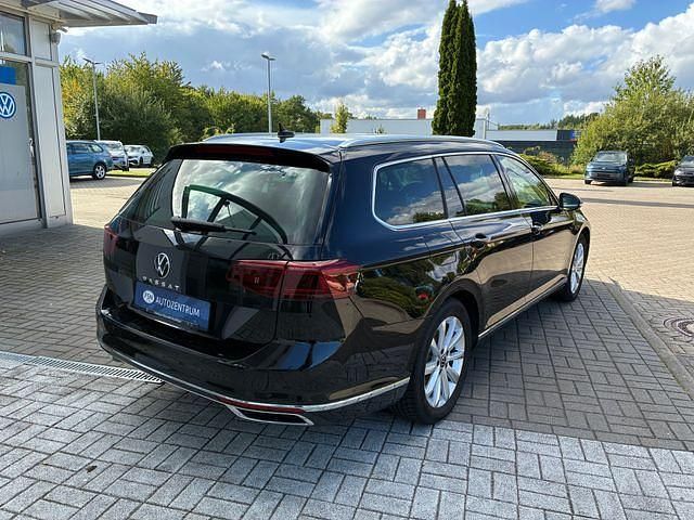 Gebraucht VW Passat Elegance 150 PS (110 kW) 2024 Kombi