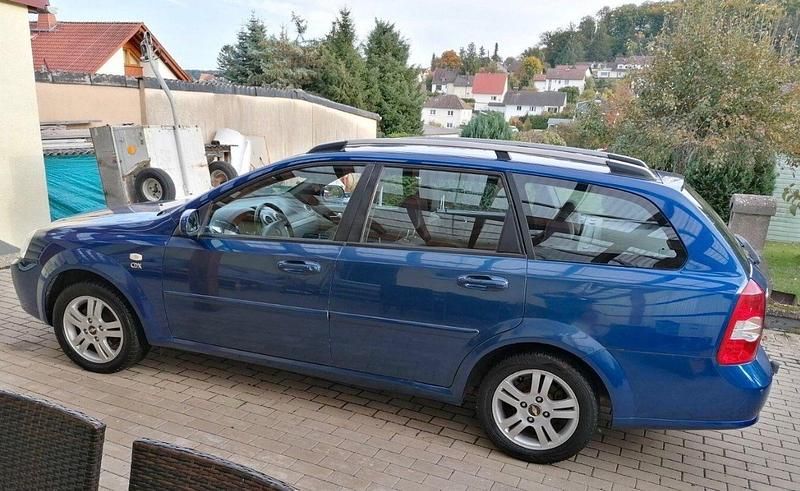 Gebraucht Chevrolet Nubira CDX 121 PS (88 kW) 2008 Blau Kombi