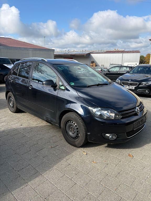 Schwarz Gebraucht 2011 VW Golf Plus Style Van / Kleinbus | 4.500 € (Guter Preis) - Bild 1/4