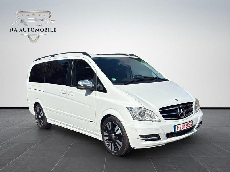 Weiß Gebraucht 2013 Mercedes Viano Avantgarde Van / Kleinbus | 27.900 € (Teuer) - Bild 1/4