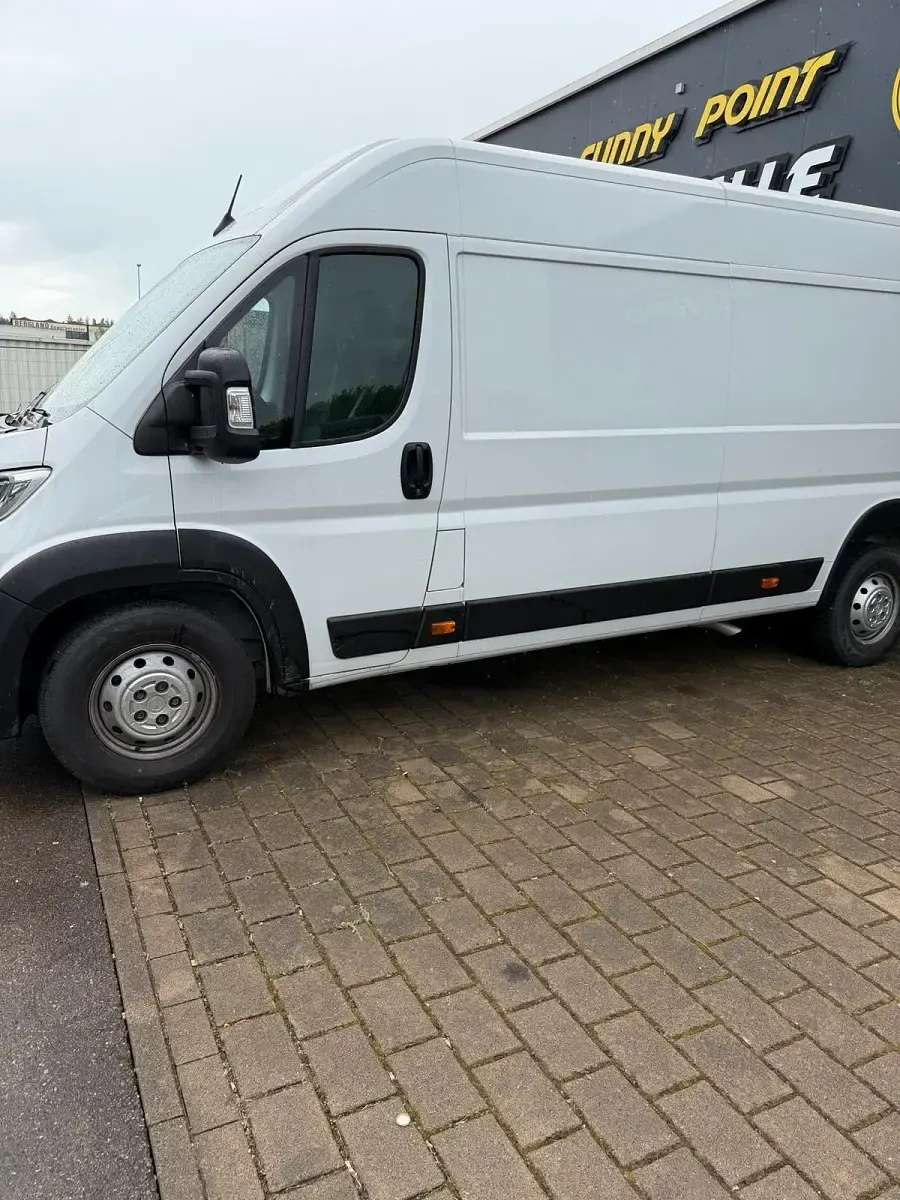 Gebraucht Opel Movano 140 PS (102 kW) 2024 Weiß Van