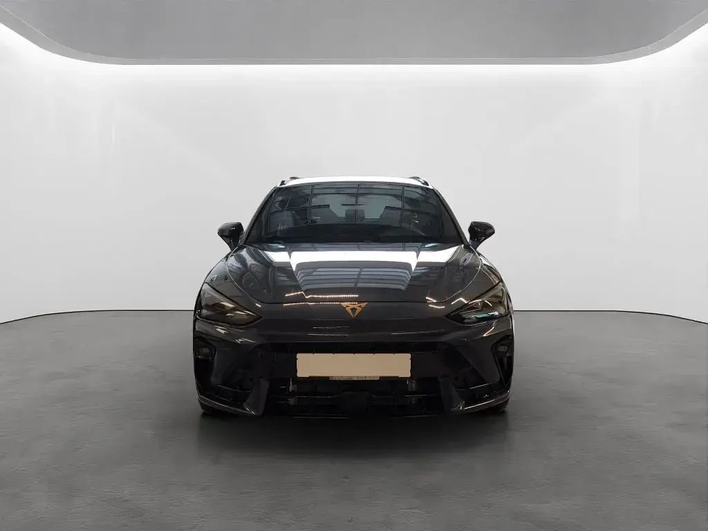 Neu Cupra Leon VZ 272 PS (200 kW) 2025 Grau Limousine