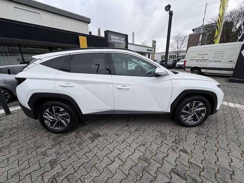 Gebraucht Hyundai Tucson Trend 150 PS (110 kW) 2023 Weiß SUV