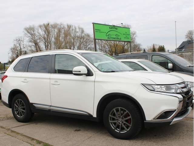 Andenweiss (s) Gebraucht 2017 Mitsubishi Outlander SUV | 13.500 € (Fairer Preis) - Bild 1/4