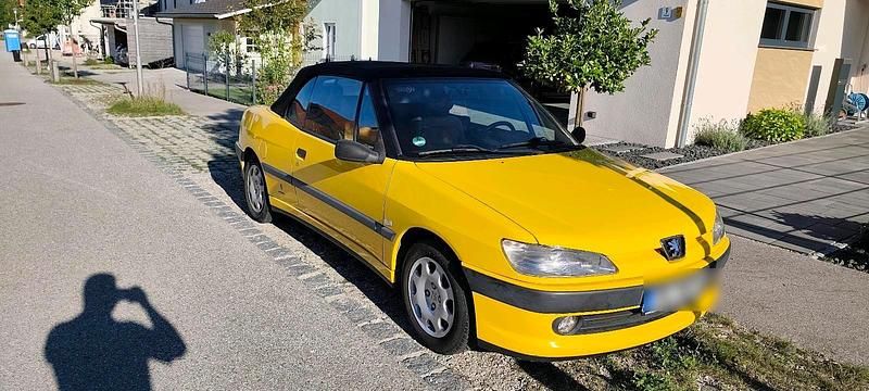 Gelb Gebraucht 1999 Peugeot 306 Cabriolet Cabrio | 900 € (Etwas zu teuer) - Bild 1/4