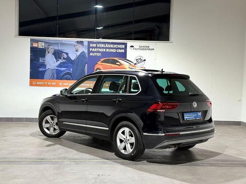 Gebraucht VW Tiguan Highline 190 PS (139 kW) 2020 Schwarz SUV