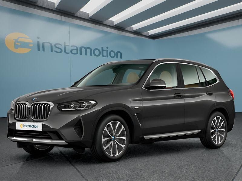 Grau Gebraucht 2021 BMW X3 SUV | 41.899 € (Teuer) - Bild 1/4