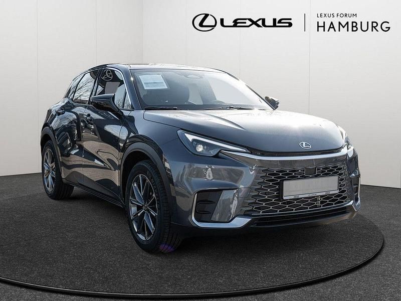 Neu Lexus LBX 136 PS (100 kW) 2026 Grau SUV