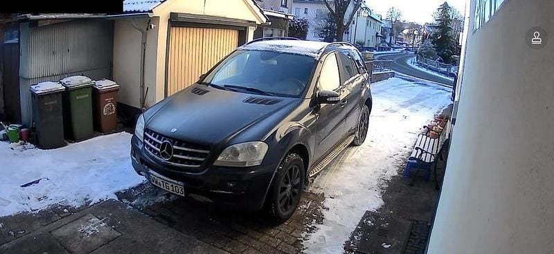 Blau Gebraucht 2006 Mercedes ML320 SUV | 5.999 € (Guter Preis) - Bild 1/4