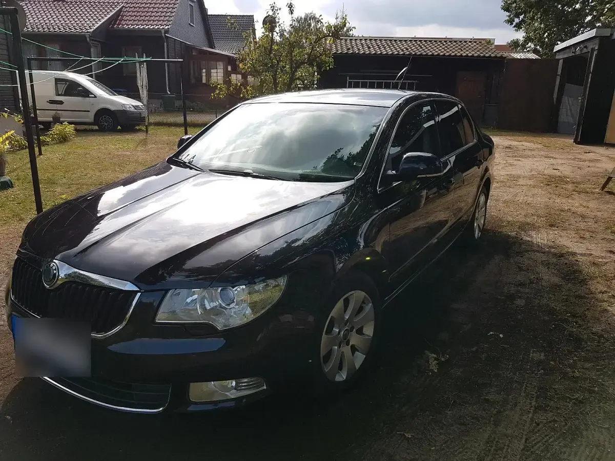 Gebraucht Skoda Superb 160 PS (117 kW) 2008 Schwarz Limousine