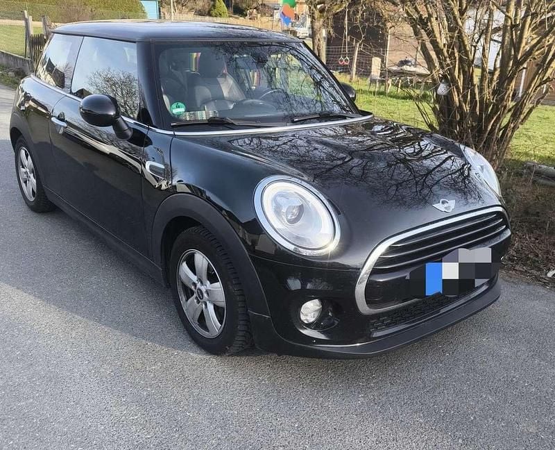 Second-hand Mini Cooper 136 CP (100 kW) 2018 Negru Hatchback