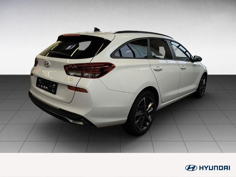 Gebraucht Hyundai i30 Advantage 101 PS (74 kW) 2025 Weiß Kombi