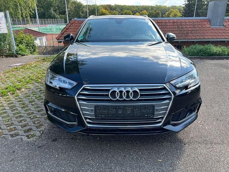 Schwarz Gebraucht 2019 Audi A4 Sport Kombi | 14.000 € (Superpreis) - Bild 1/4