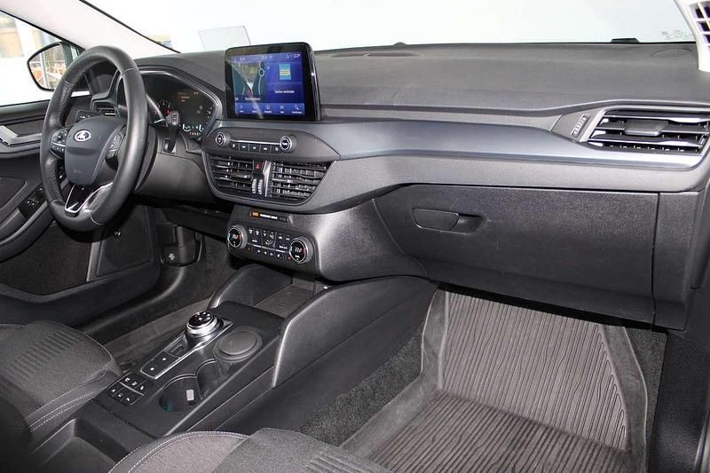 Gebraucht Ford Focus Active 125 PS (91 kW) 2019 Metropolisweiß metallic Kombi