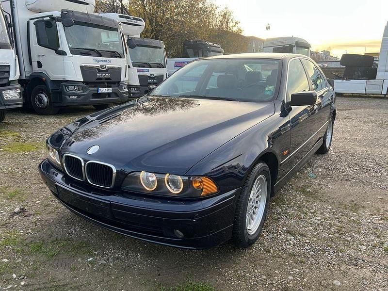 Gebraucht BMW 530 231 PS (169 kW) 2001 Blau Limousine