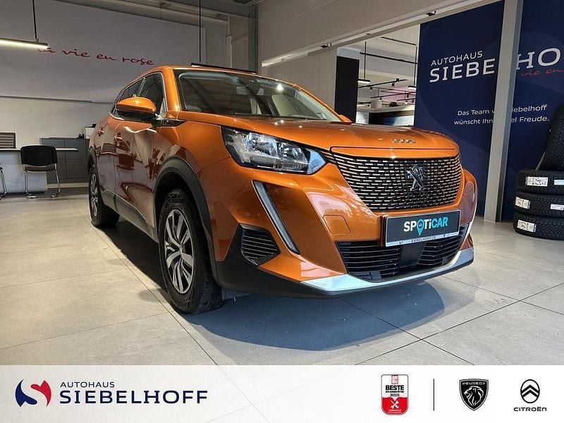 Gebraucht Peugeot e-2008 Active 100 kW (136 PS) 2021 Orange SUV