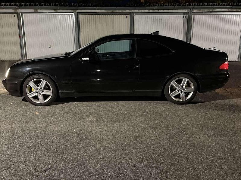 Gebraucht Mercedes CLK200 Avantgarde 163 PS (119 kW) 2001 Coupé