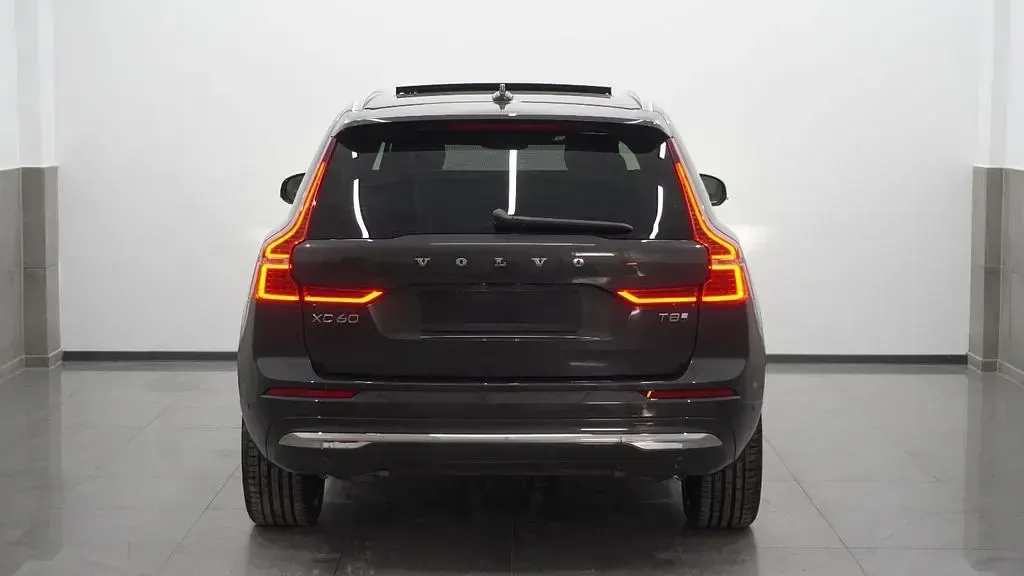 Gebraucht Volvo XC60 Plus 455 PS (334 kW) 2025 Grau SUV