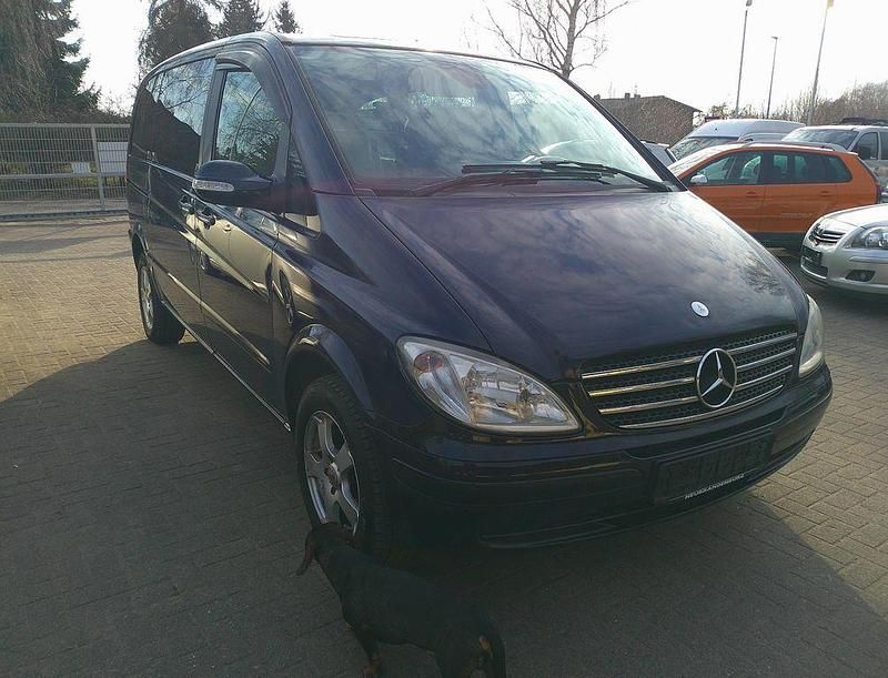 Gebraucht Mercedes Viano 116 PS (85 kW) 2007 Violett Van / Kleinbus