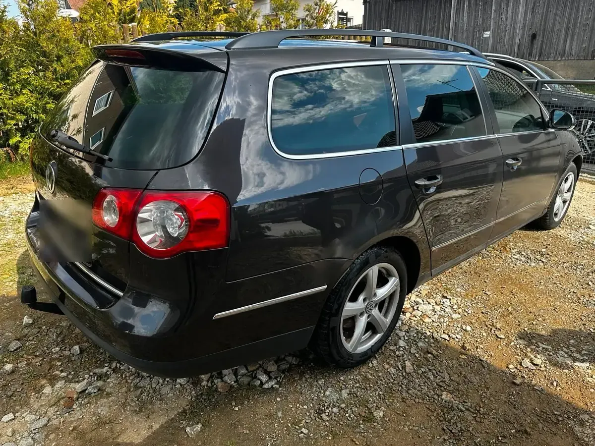 Usata VW Passat 200 CV (147 kW) 2006 Viola Station wagon