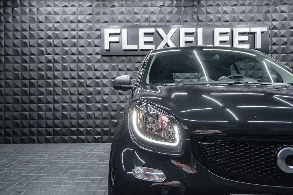 Gebraucht Smart ForTwo Cabrio 90 PS (66 kW) 2019 Schwarz Cabrio