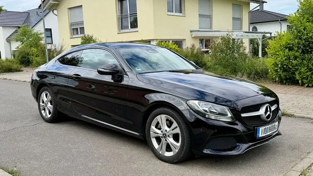 Gebraucht Mercedes C220 170 PS (125 kW) 2017 Schwarz Coupé