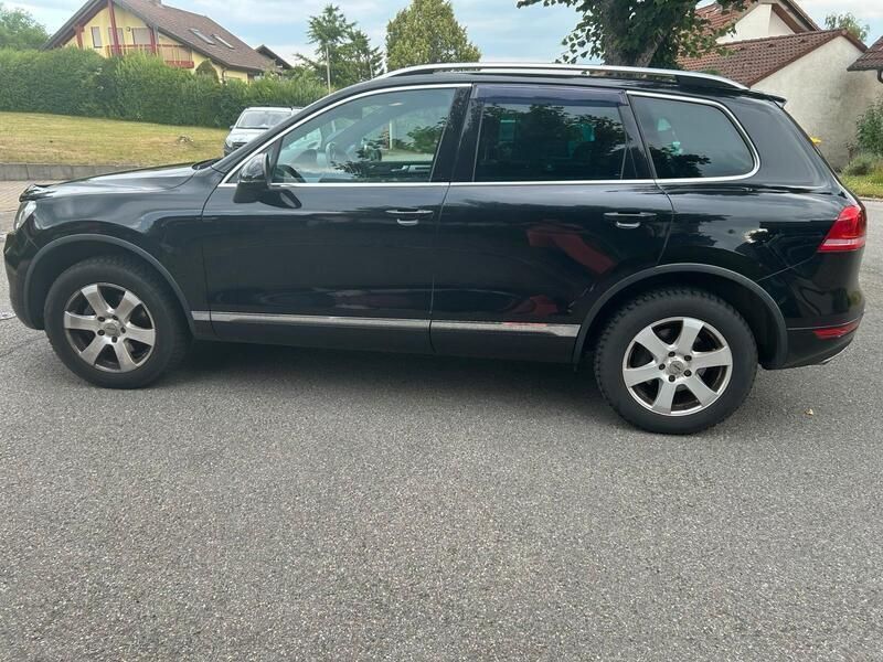 Schwarz Gebraucht 2011 VW Touareg SUV | 13.500 € (Guter Preis) - Bild 1/4