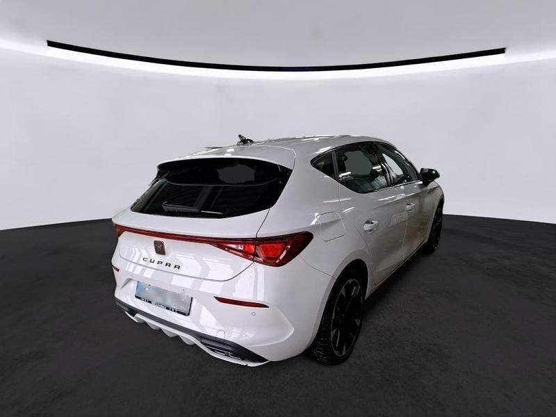 Gebraucht Cupra Leon 150 PS (110 kW) 2023 Candyweiss Limousine