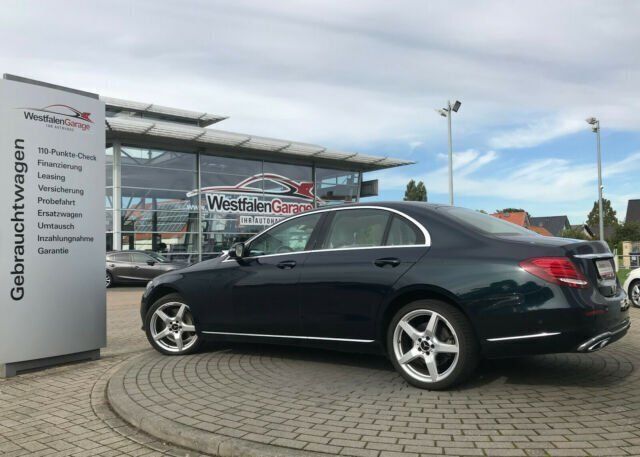 Gebraucht Mercedes E350 Exclusive 258 PS (189 kW) 2016 Grün metallic Limousine