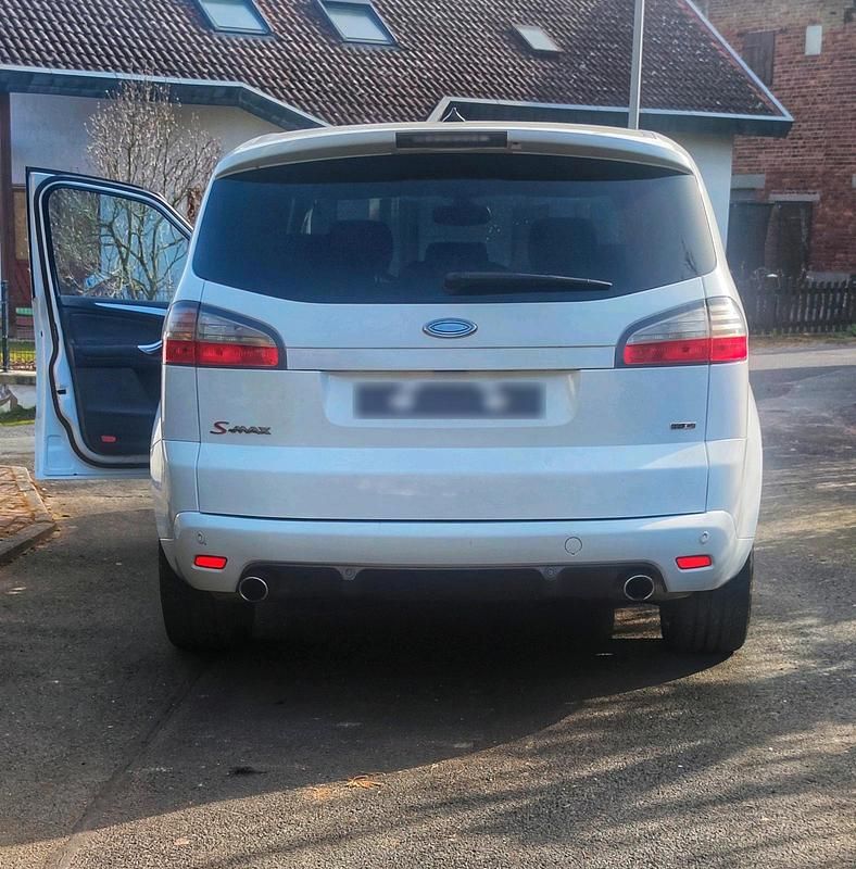 Gebraucht Ford S-MAX S 175 PS (128 kW) 2009 Weiß Van / Kleinbus