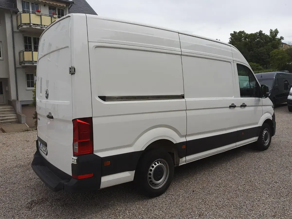 Second-hand VW Crafter 140 CP (102 kW) 2020 Alb Van