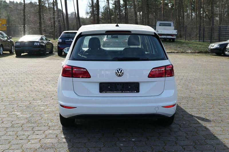 Gebraucht VW Golf VII 86 PS (63 kW) 2017 Weiß Limousine
