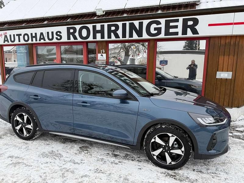 Gebraucht Ford Kuga ST-Line 151 PS (111 kW) 2024 Grau SUV