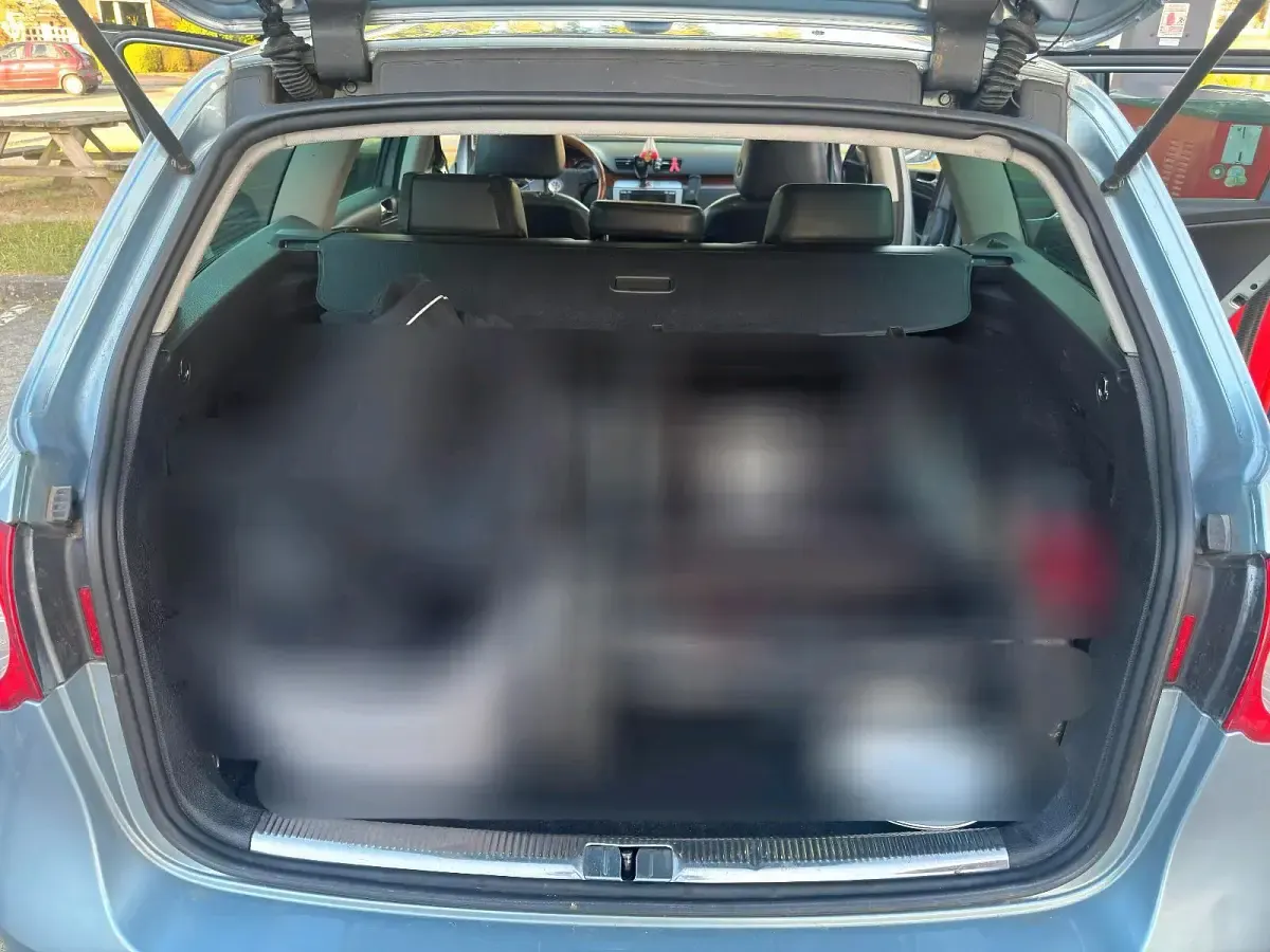 Gebraucht VW Passat 140 PS (102 kW) 2006 Blau Kombi