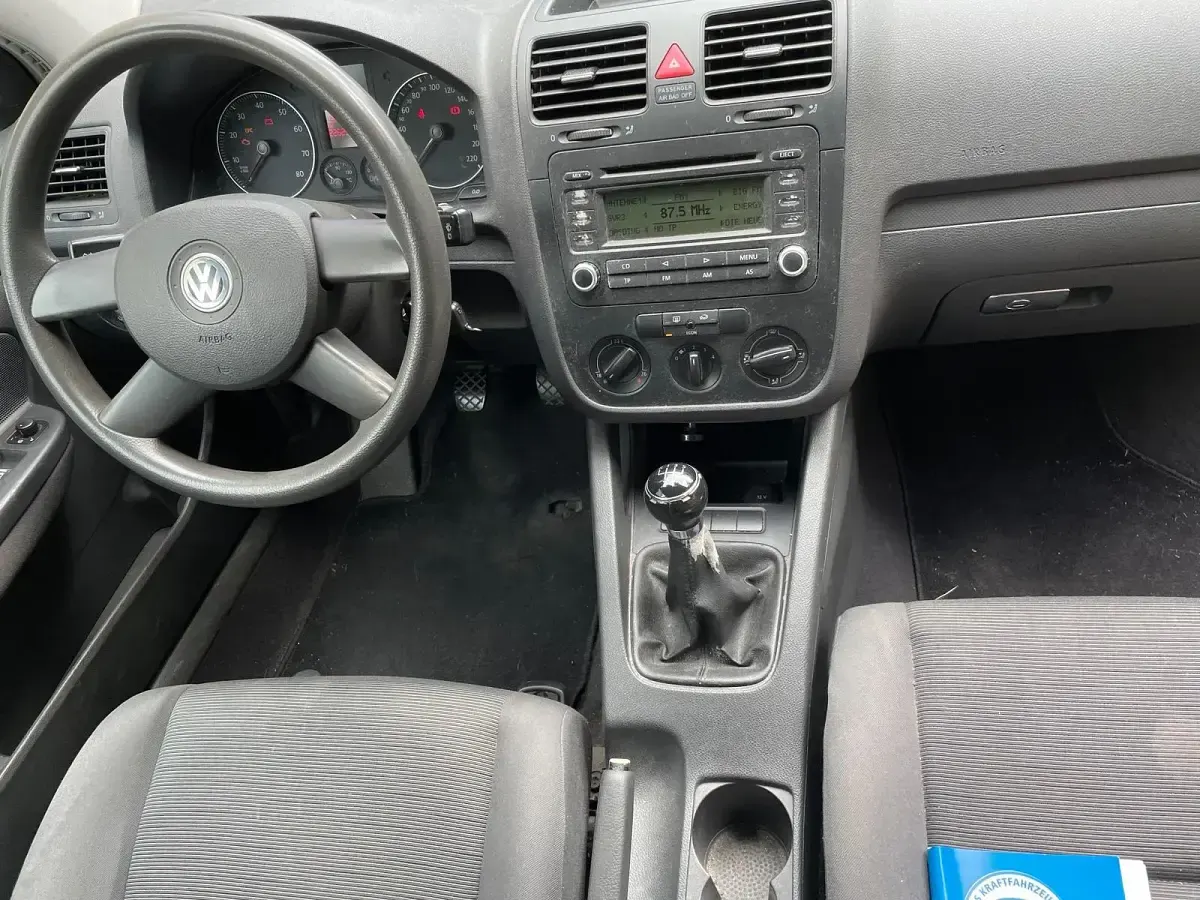 Gebraucht VW Golf IV 75 PS (55 kW) 2004 Silber Kleinwagen