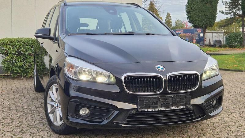 Schwarz Gebraucht 2015 BMW 216 Gran Tourer Advantage Van / Kleinbus | 11.500 € (Fairer Preis) - Bild 1/4