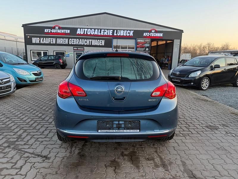 Gebraucht Opel Astra 120 PS (88 kW) 2015 Blau Kleinwagen