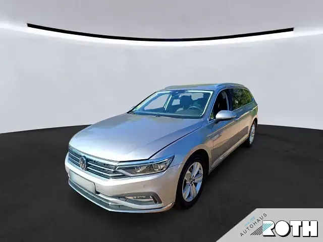 Gebraucht VW Passat Business 200 PS (147 kW) 2022 Kombi