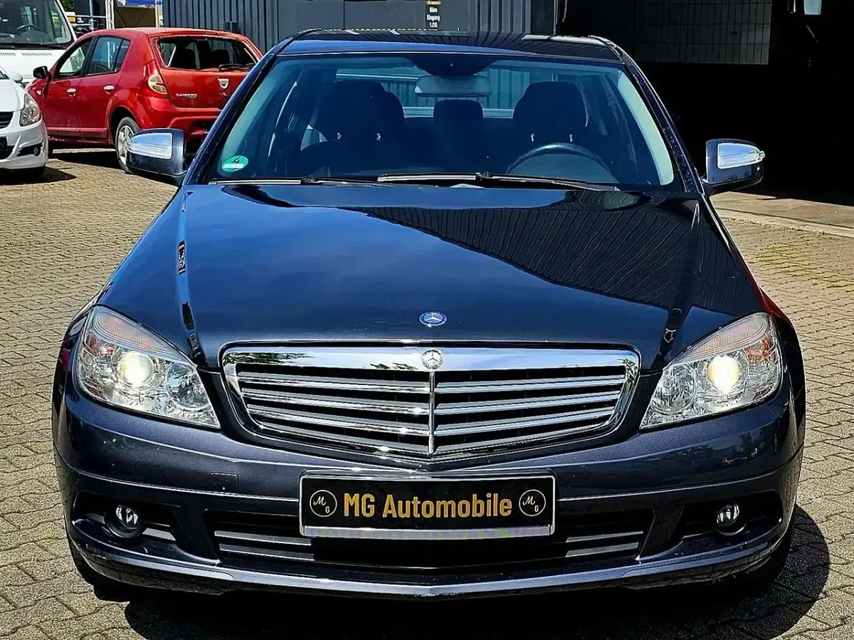 Gebraucht Mercedes C180 156 PS (114 kW) 2008 Tenoritgrau  metalliclack Limousine