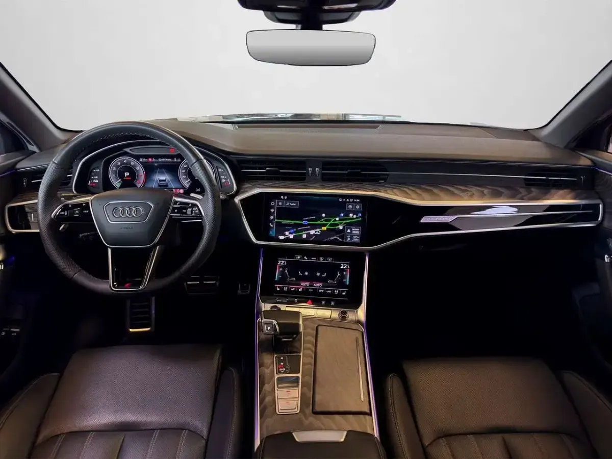 Gebraucht Audi A6 S-Line 367 PS (269 kW) 2024 Grau Kombi