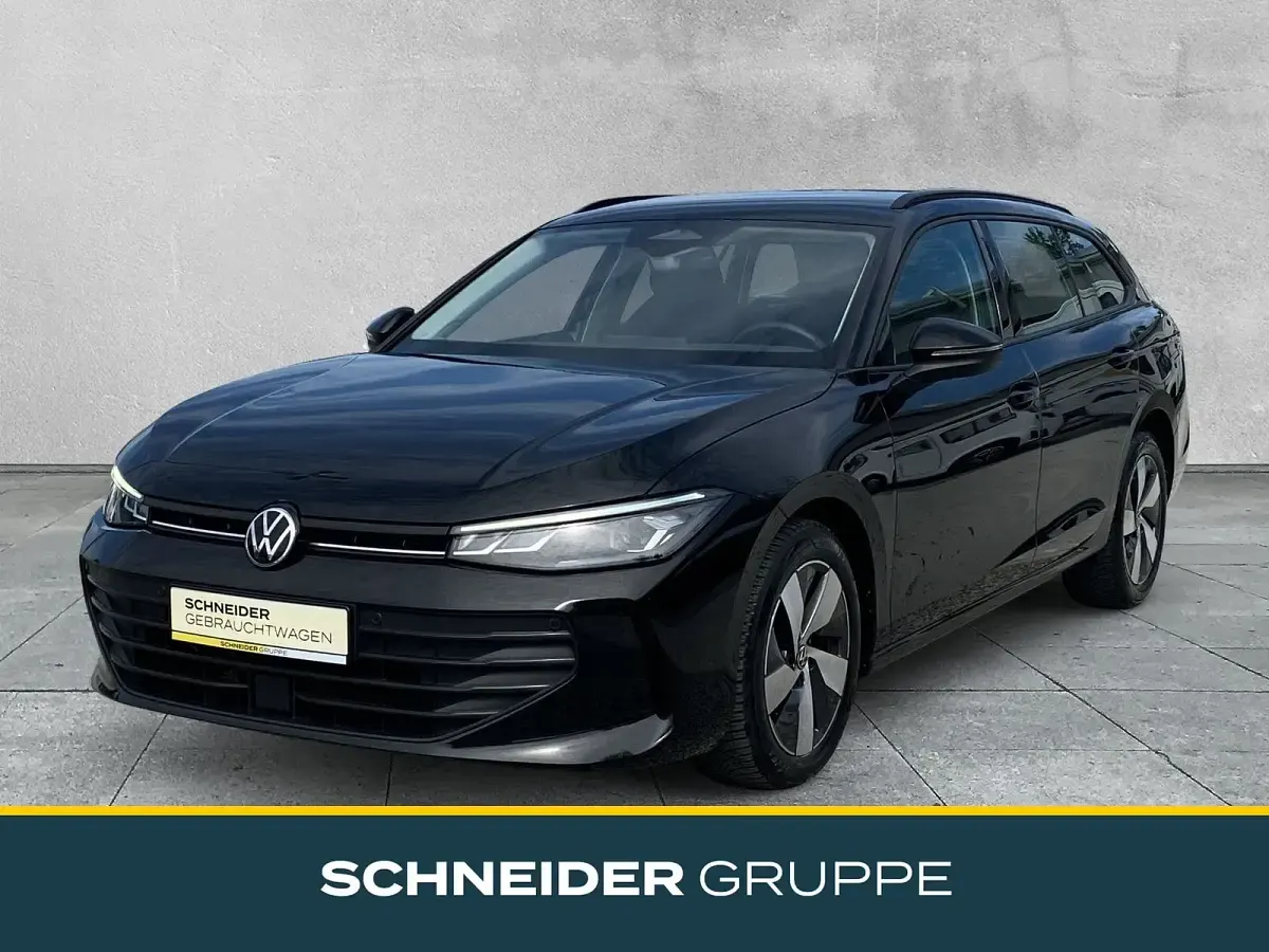 Gebraucht VW Passat 150 PS (110 kW) 2025 Kombi