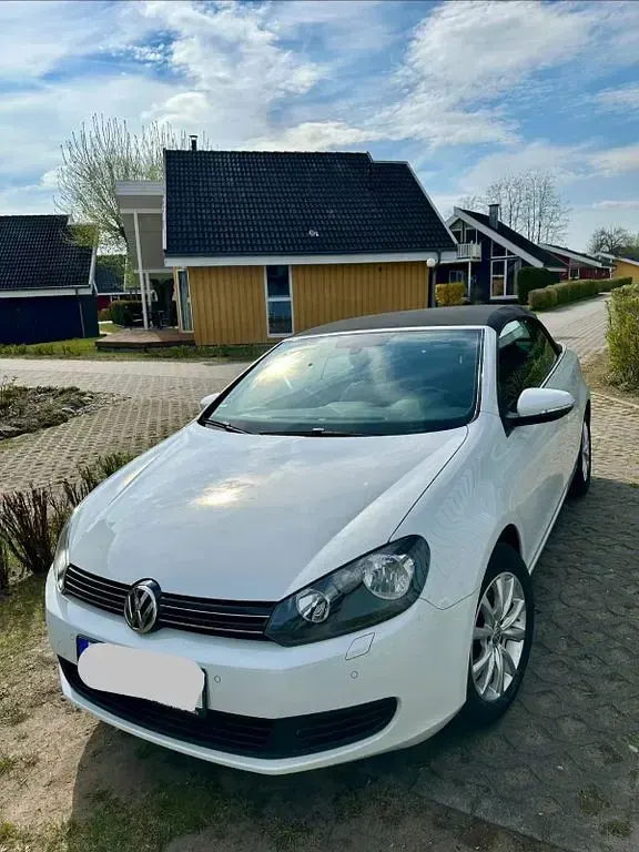 Gebraucht VW Golf Cabriolet 105 PS (77 kW) 2012 Weiß Cabrio