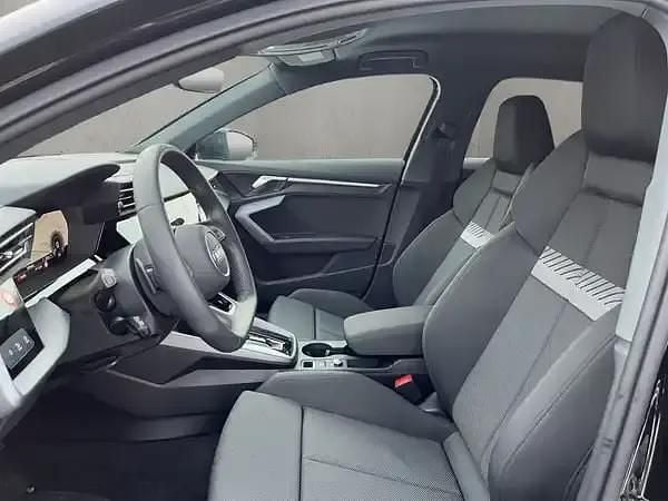 Gebraucht Audi A3 Ambiente 204 PS (150 kW) 2025 Mythosschwarz metallic Limousine