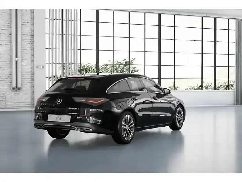 Gebraucht Mercedes CLA180 136 PS (100 kW) 2025 Metalliclack kosmosschwarz Kombi