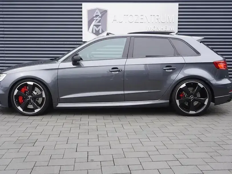 Gebraucht Audi RS3 Advanced 400 PS (294 kW) 2019 Daytonagrau perleffekt metallic Limousine
