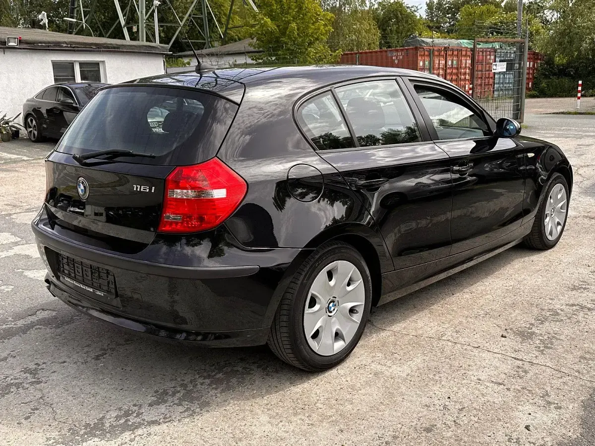 Gebraucht BMW 116 Advantage 122 PS (89 kW) 2008 Schwarz Kleinwagen