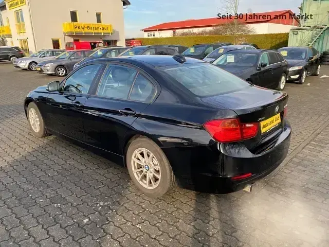 Używany BMW 320 Comfort Edition 184 KM (135 kW) 2014 Czarny Sedan/Limuzyna